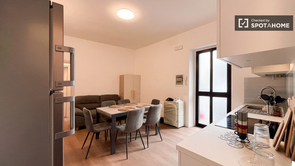 Double room Milan, 4 beds — photo 4