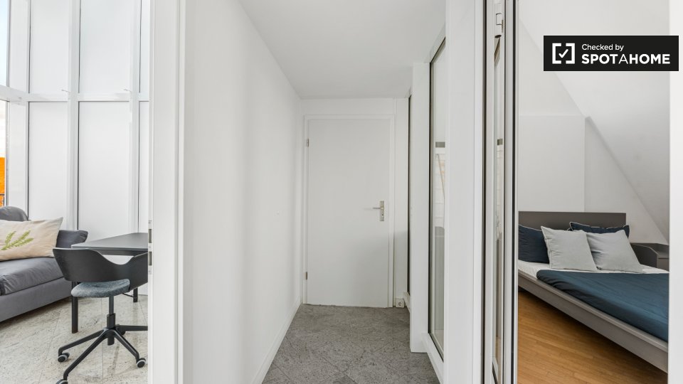 Double room Berlin, 13 beds, 350m² — photo 10