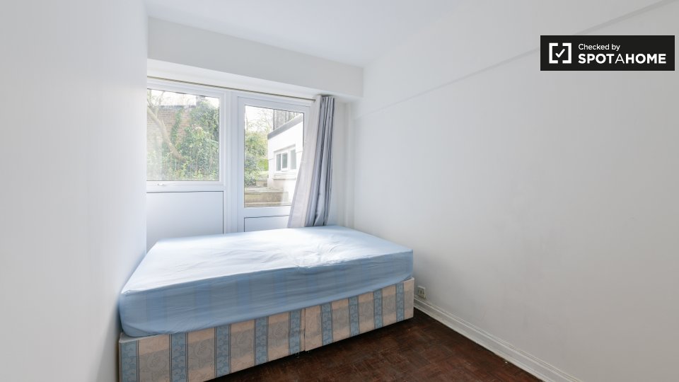 Double room London, 4 beds — photo 19
