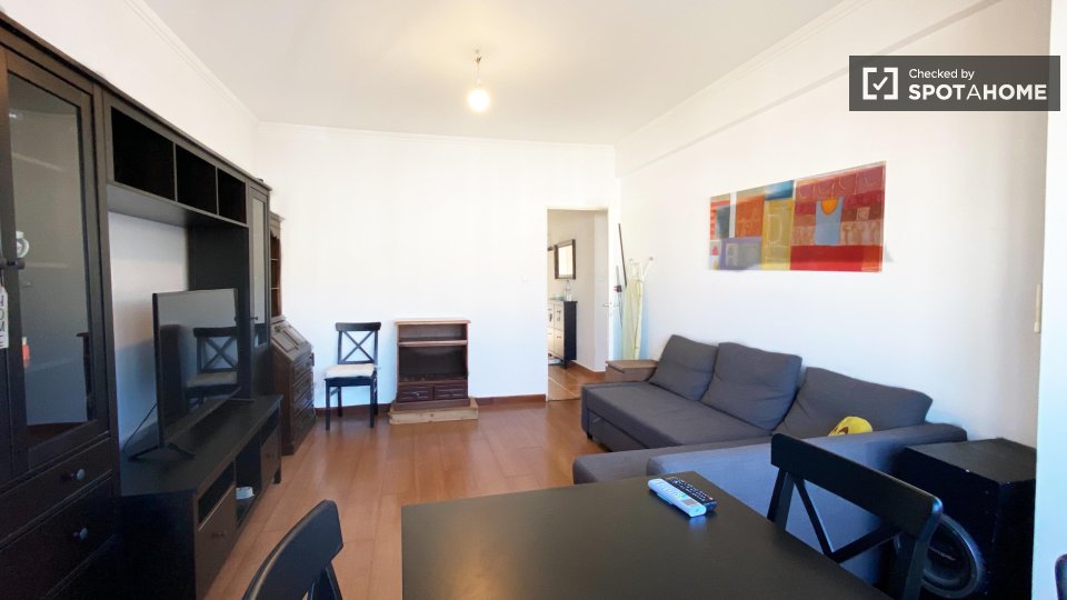 Apartment mono Lisbon, 55m² — photo 37