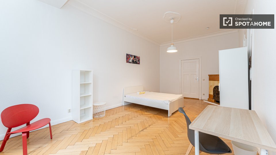 Double room Berlin, 3 beds — photo 13