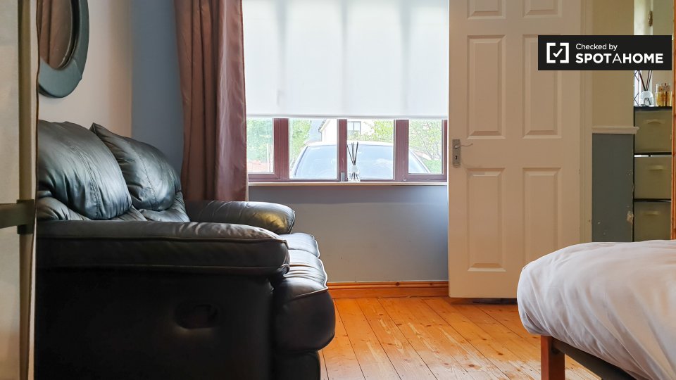 Double room Dublin, 5 beds, 220m² — photo 1