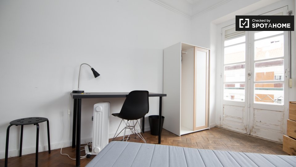 Double room Lisbon, 7 beds, 100m² — photo 4
