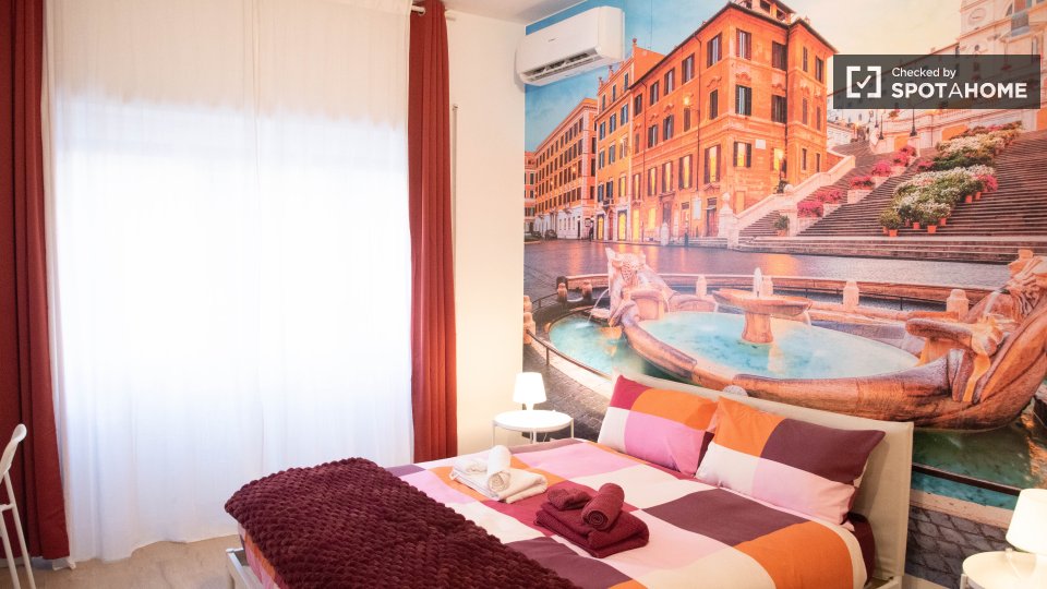 Double room Rome, 1 bed, 108m² — photo 13