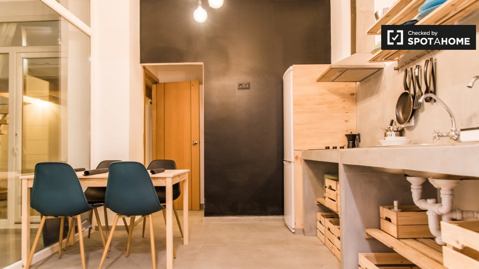 Double room Valencia, 4 beds — photo 12