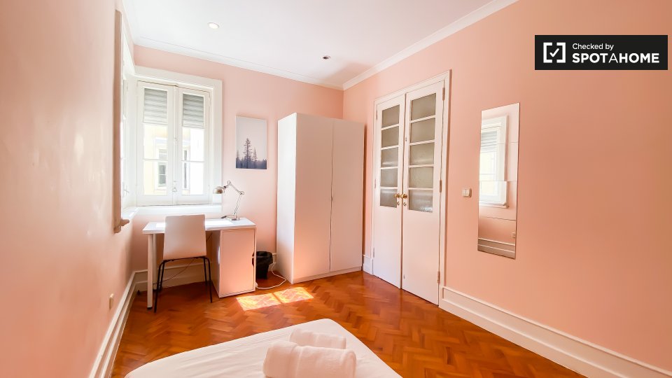 Double room Lisbon, 7 beds — photo 15