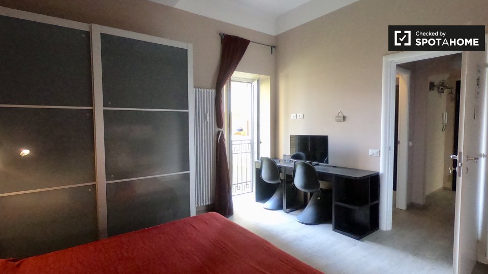 Double room Milan, 2 beds, 55m² — photo 16