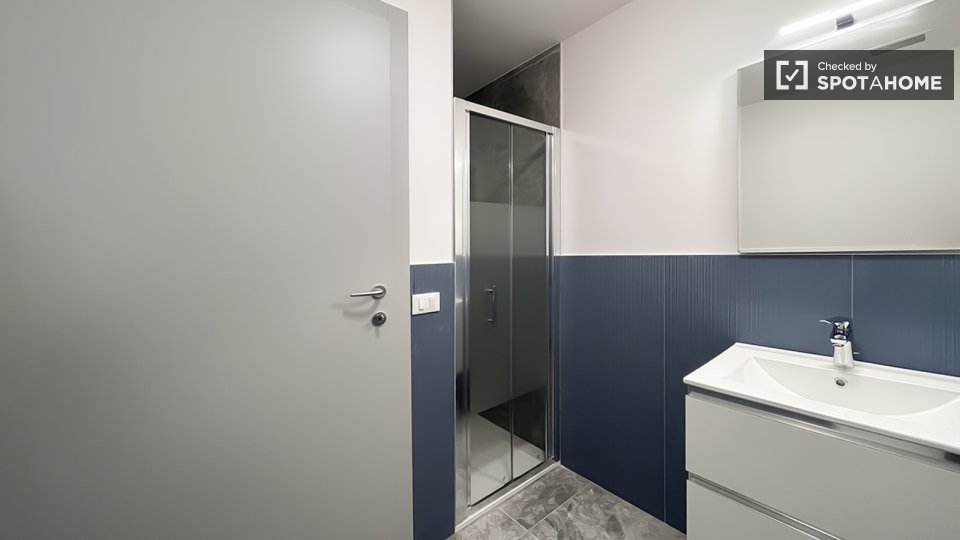 Double room Milan, 9 beds — photo 8