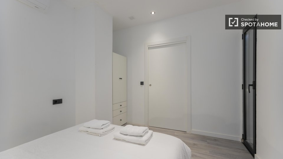 Apartment Valencia, 2 beds, 129m² — photo 15