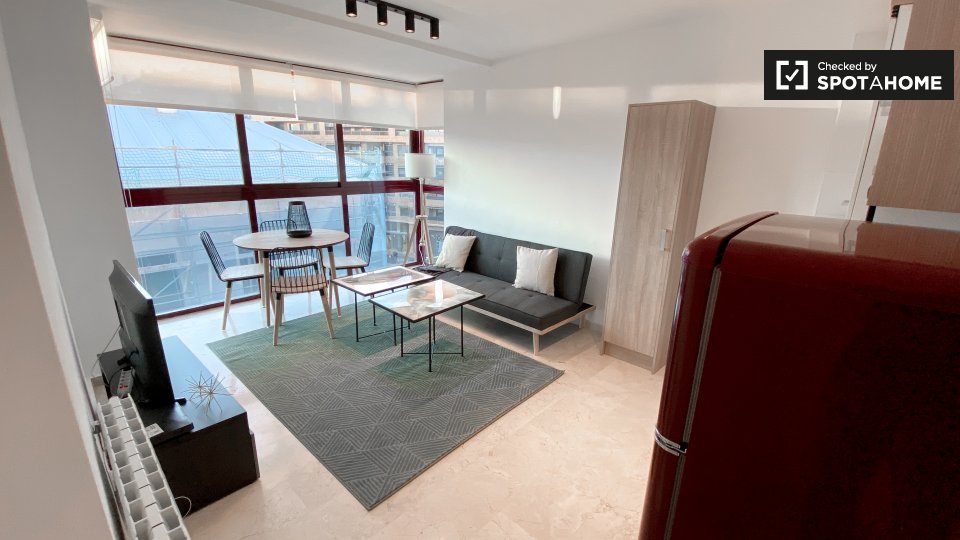 Apartment Valencia, 1 bed, 55m² — photo 1