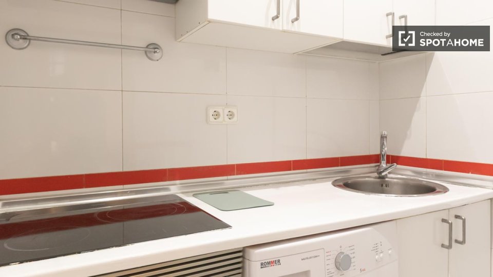 Apartment Madrid, 1 bed — photo 12