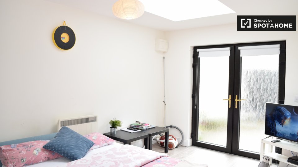 Apartment Dublin, 1 bed — photo 1