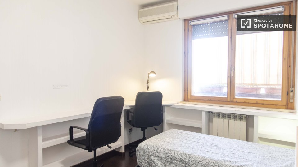 Double room Rome, 4 beds — photo 10