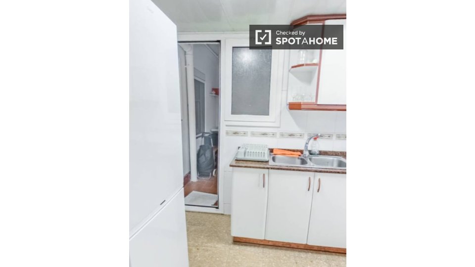 Double room Barcelona, 4 beds — photo 22