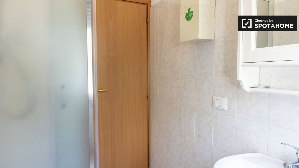 Double room Rome, 2 beds, 90m² — photo 15