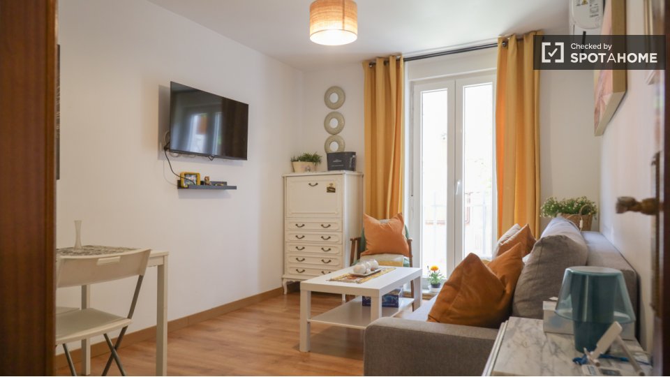 Apartment Madrid, 3 beds, 65m² — photo 15