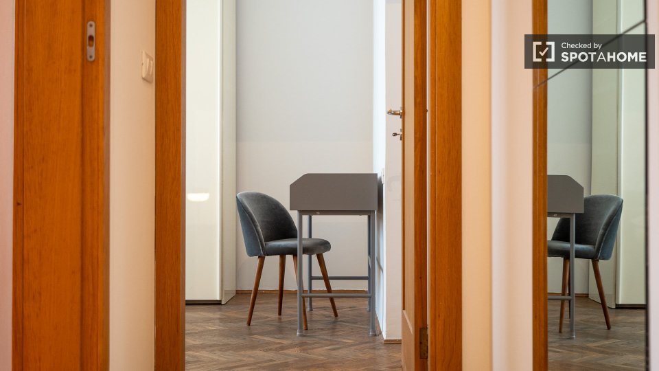 Double room Milan, 2 beds — photo 10