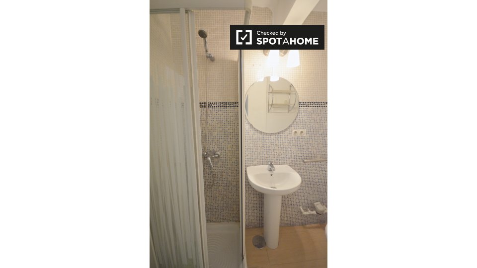 Apartment Madrid, 2 beds, 60m² — photo 7