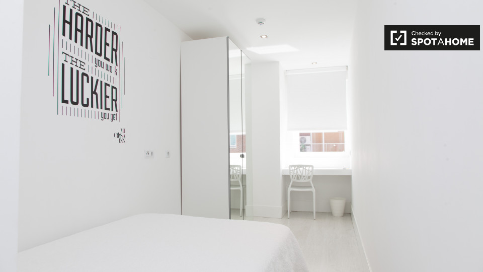 Apartment Madrid, 12 beds — photo 18