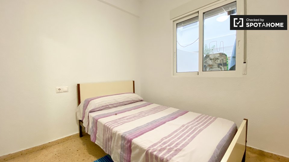 Double room Valencia, 4 beds — photo 2