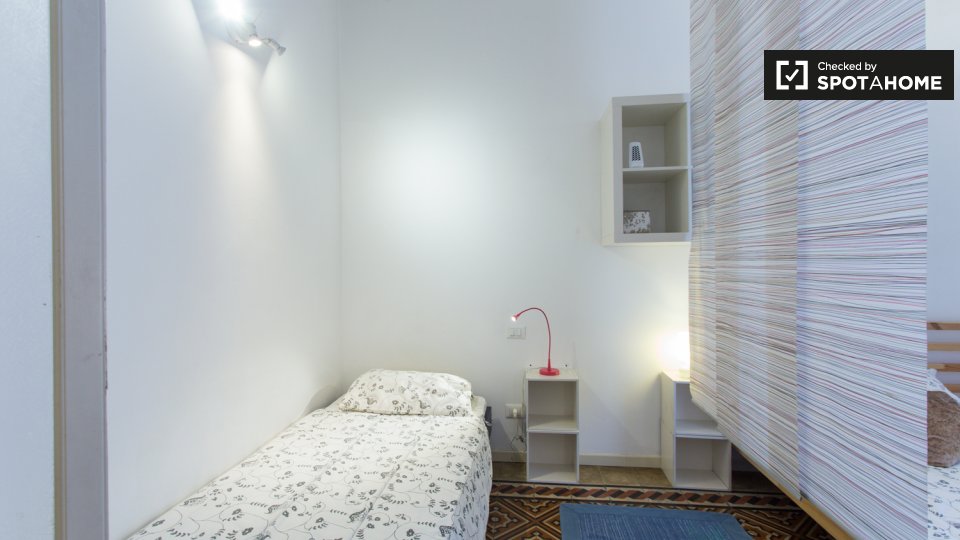 Double room Milan, 4 beds, 70m² — photo 16