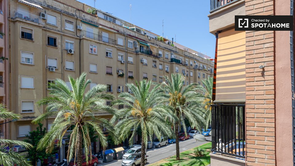 Double room Valencia, 4 beds, 110m² — photo 4