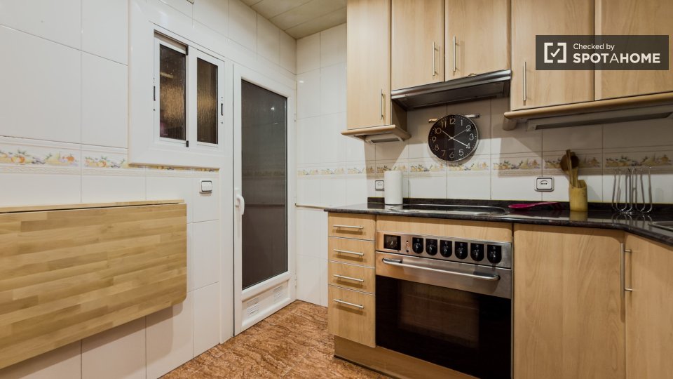 Apartment Barcelona, 3 beds, 75m² — photo 45
