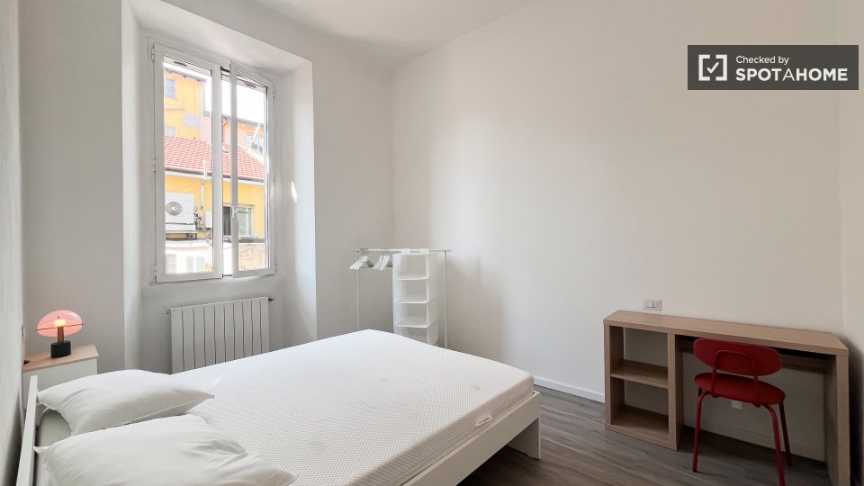 Double room Milan, 3 beds, 70m² — photo 48