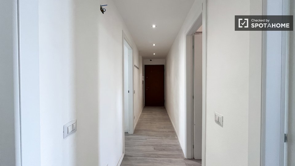 Double room Milan, 3 beds, 70m² — photo 56