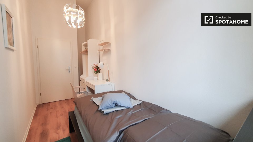 Double room Berlin, 7 beds — photo 11