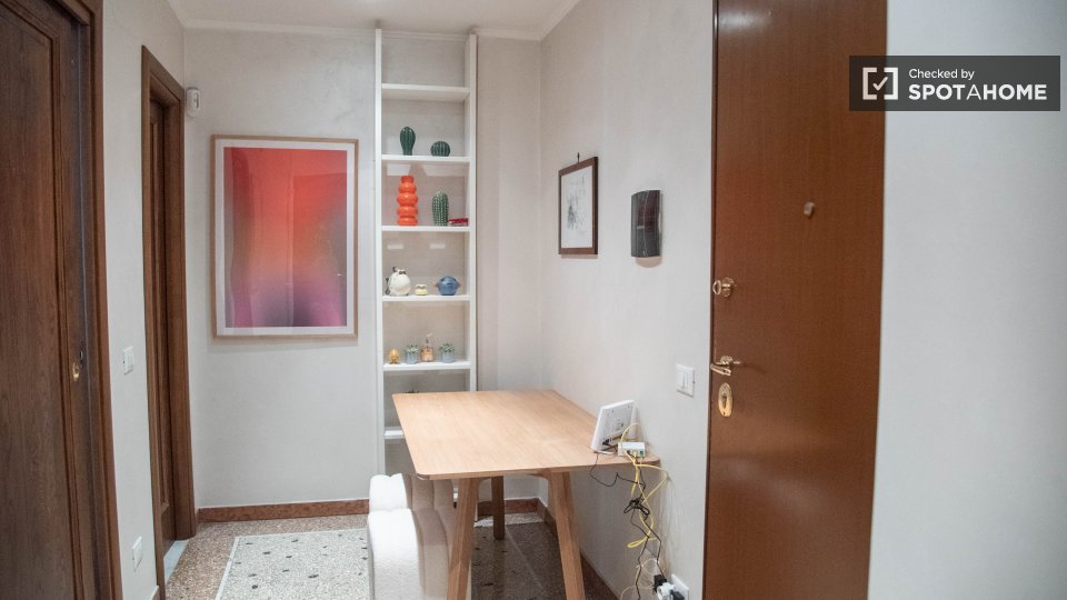 Apartment Rome, 2 beds, 48m² — photo 24