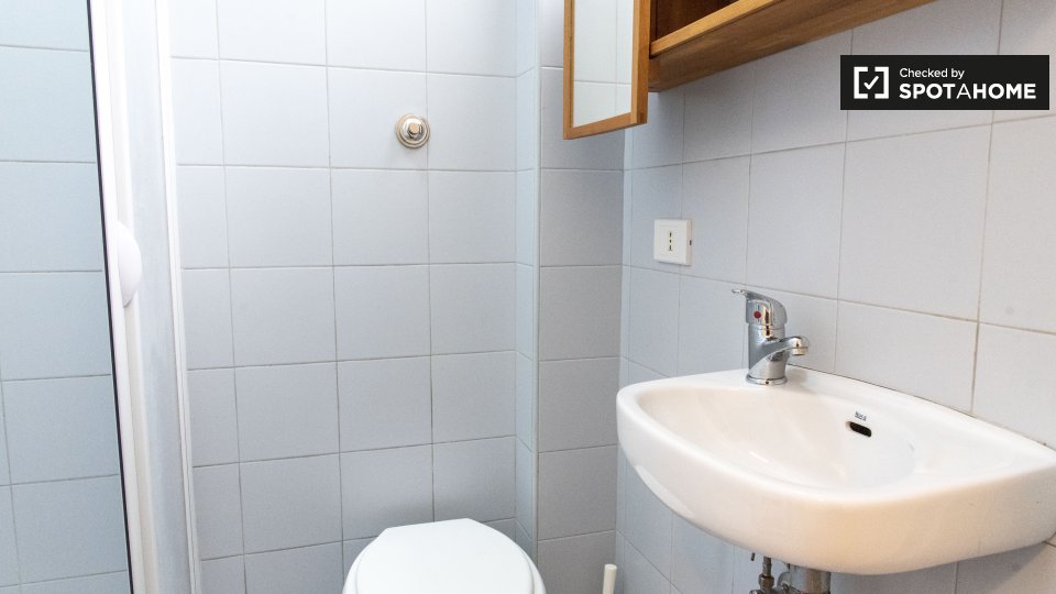 Double room Rome, 5 beds, 140m² — photo 9