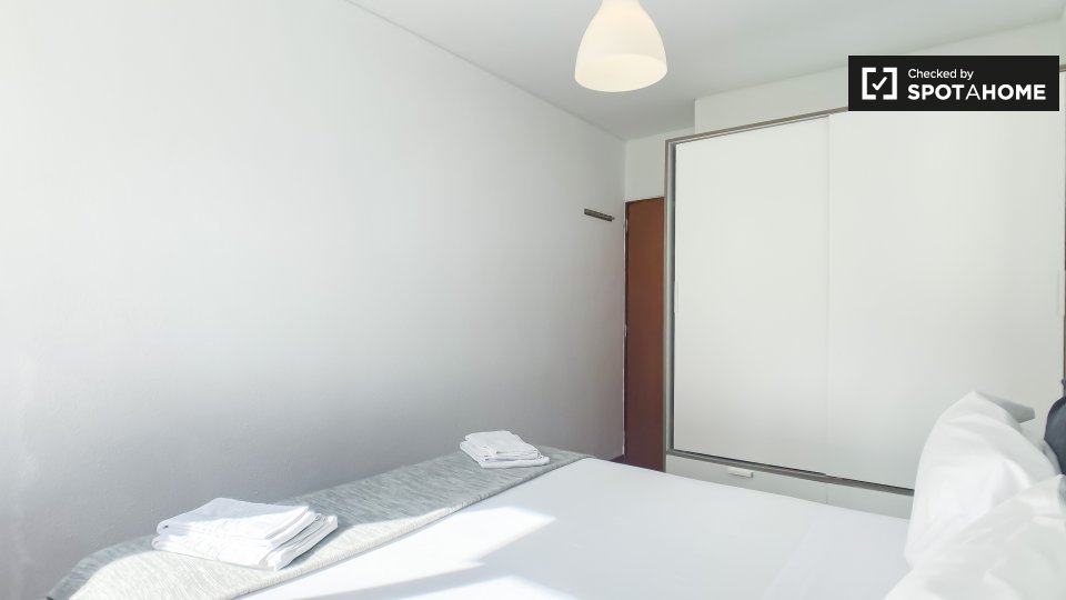 Apartment Lisbon, 5 beds, 100m² — photo 17