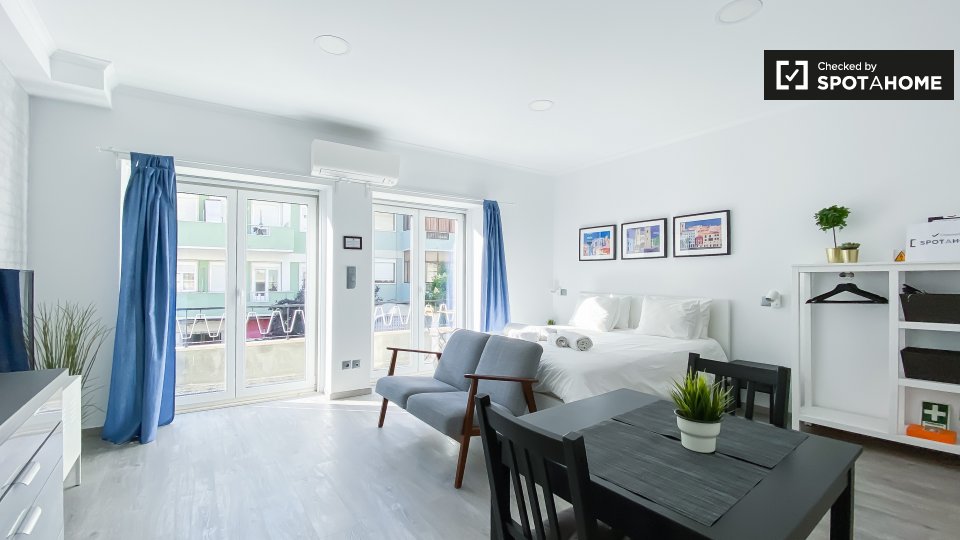 Apartment mono Lisbon, 25m² — photo 1