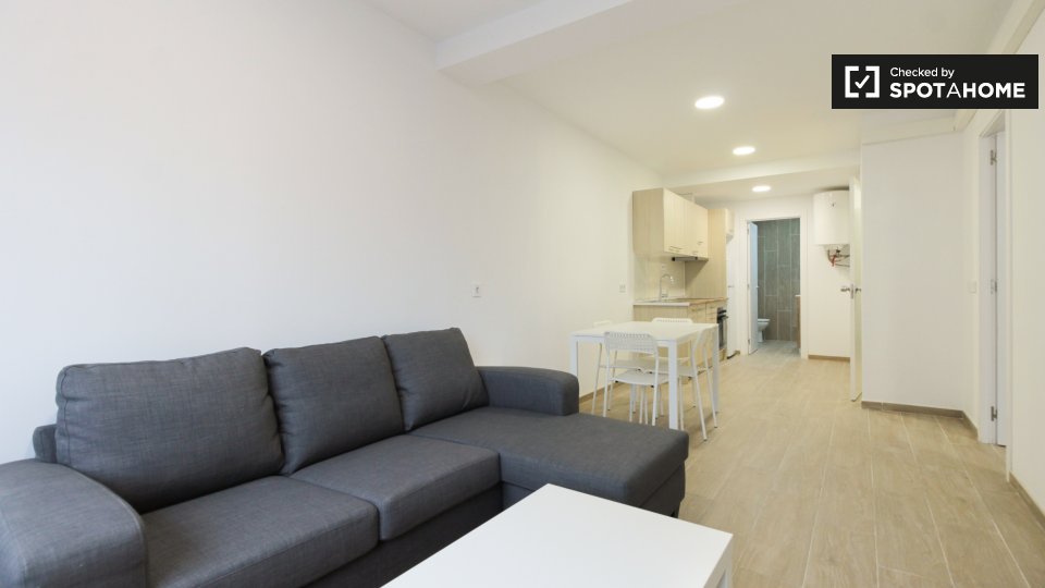 Apartment Barcelona, 1 bed, 60m² — photo 3