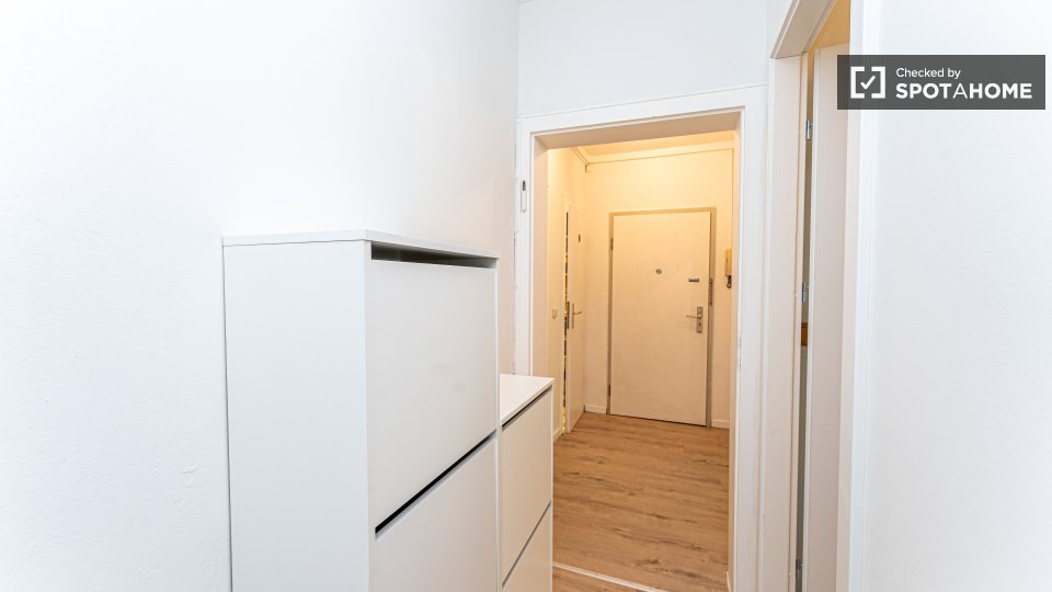 Double room Berlin, 5 beds, 59m² — photo 7