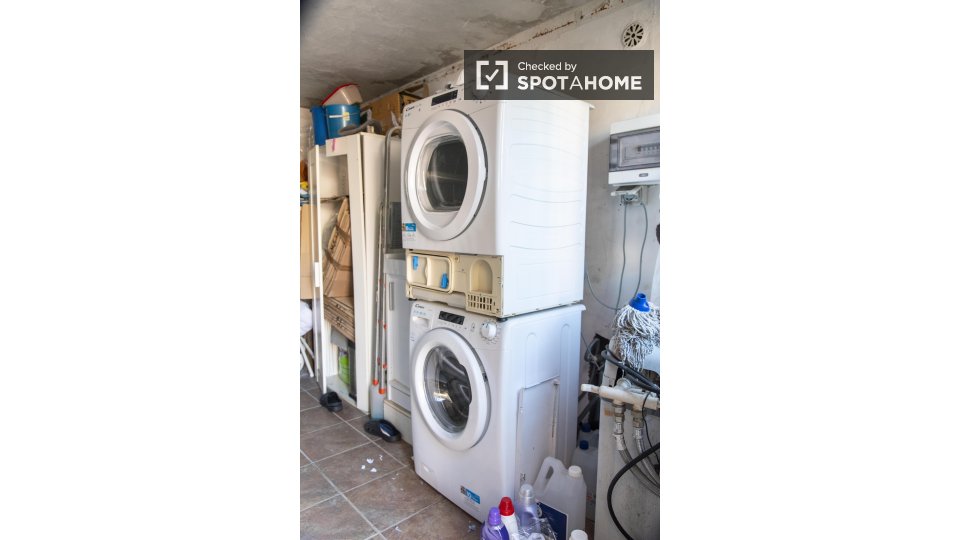Double room Rome, 4 beds — photo 14