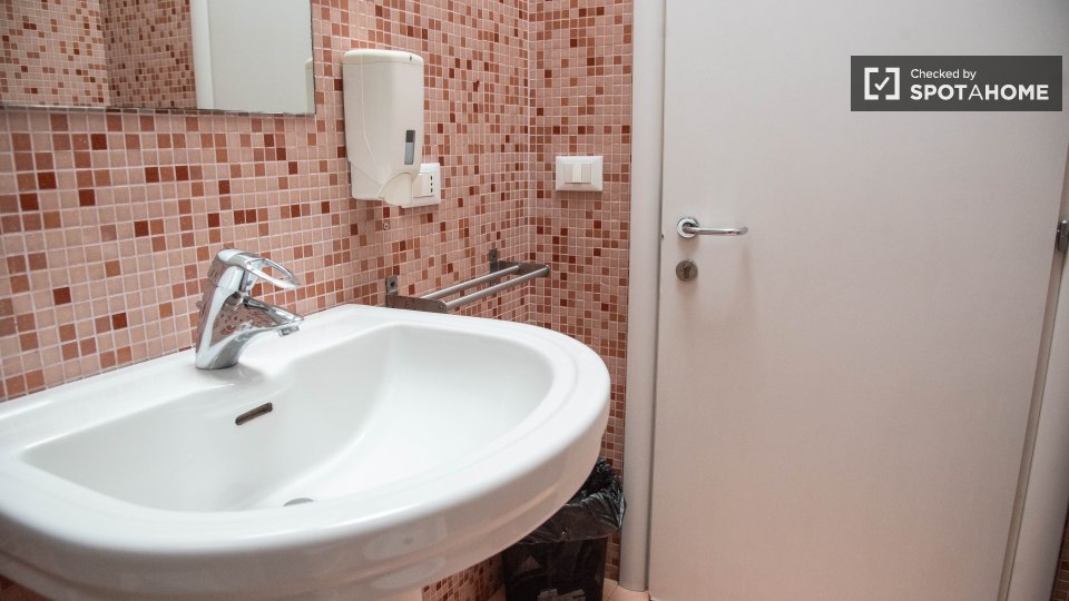 Apartment Rome, 1 bed — photo 37