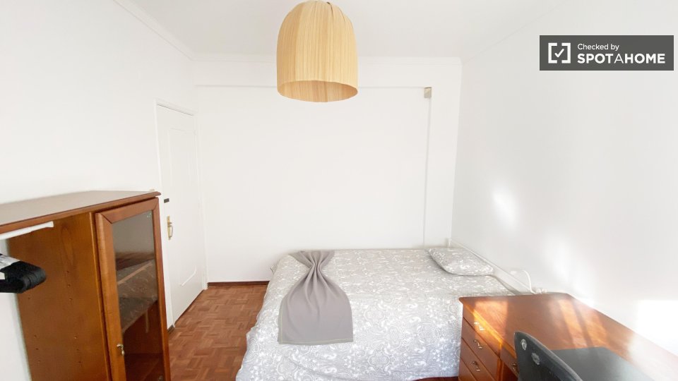 Double room Lisbon, 6 beds — photo 7