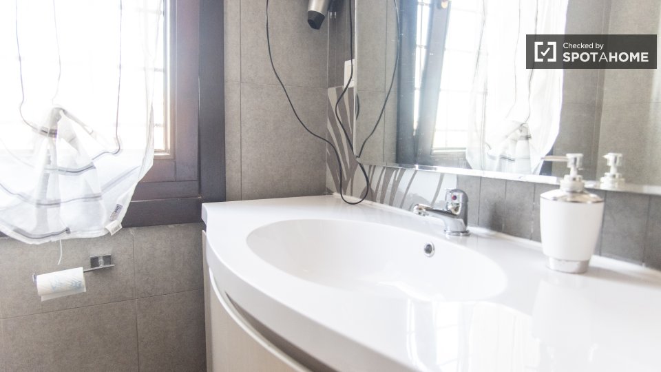 Apartment Rome, 1 bed — photo 12