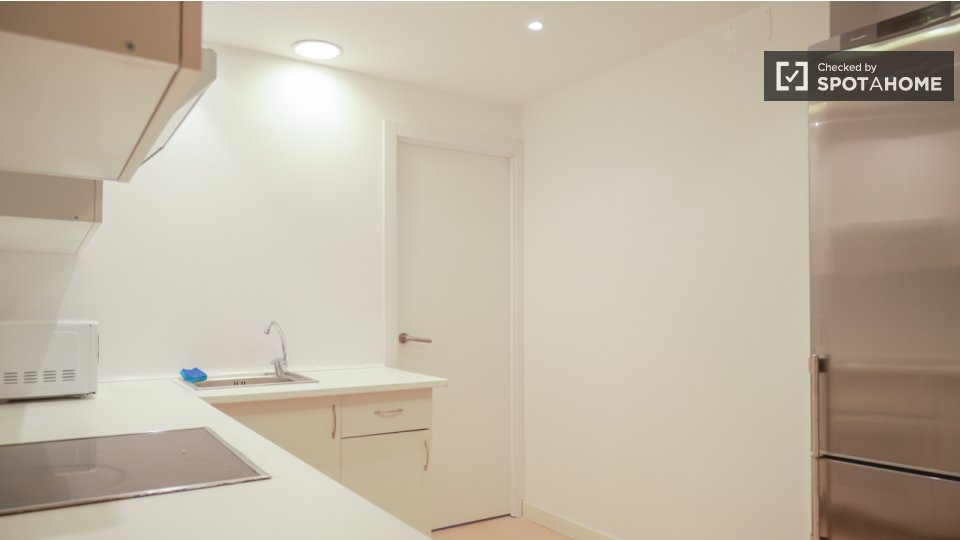 Double room Madrid, 18 beds — photo 6