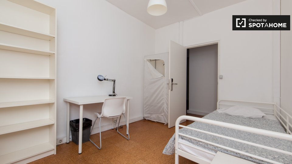 Apartment Lisbon, 1 bed — photo 5