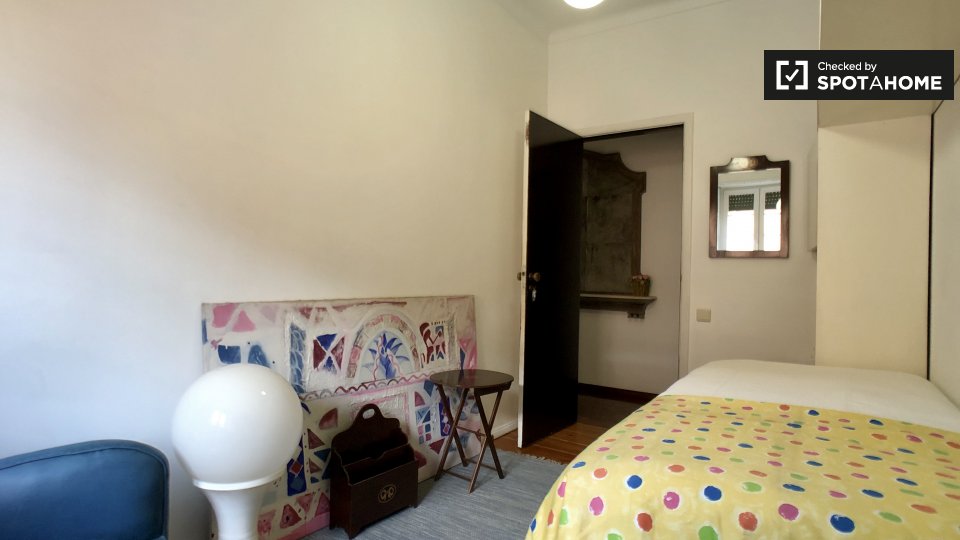 Double room Lisbon, 5 beds, 200m² — photo 3