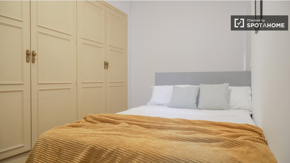 Double room Madrid, 18 beds — photo 4