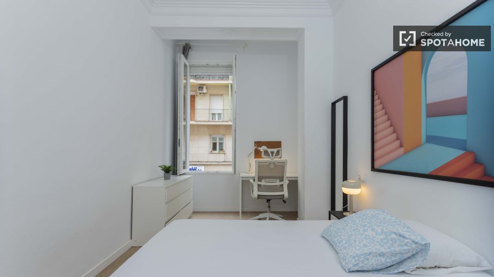 Double room Valencia, 5 beds — photo 3