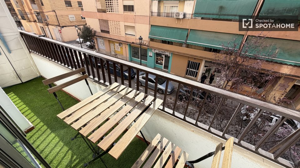 Double room Valencia, 4 beds — photo 1
