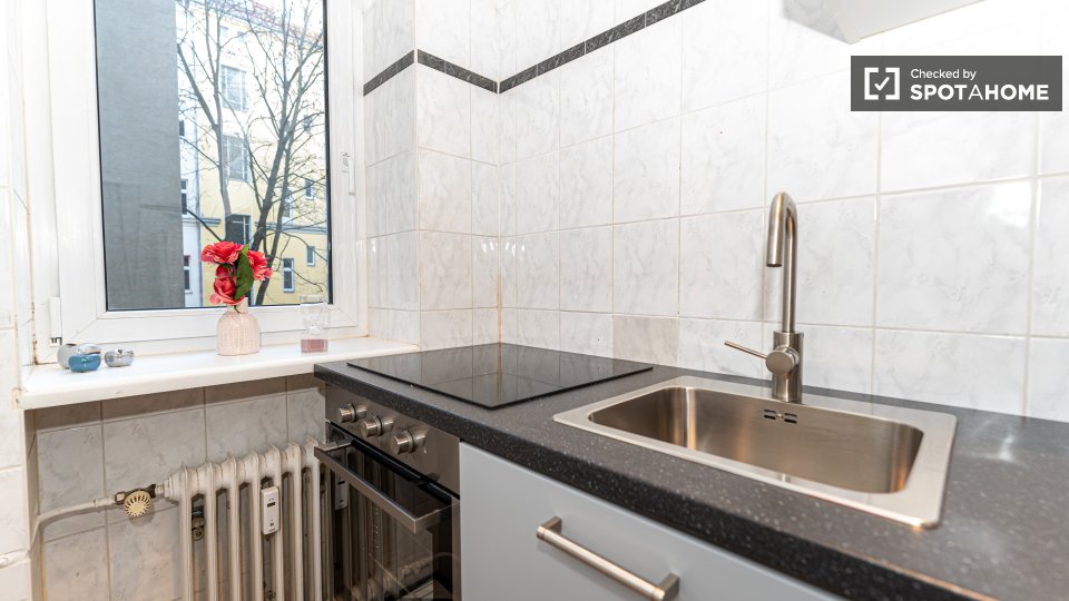 Double room Berlin, 7 beds, 146m² — photo 12