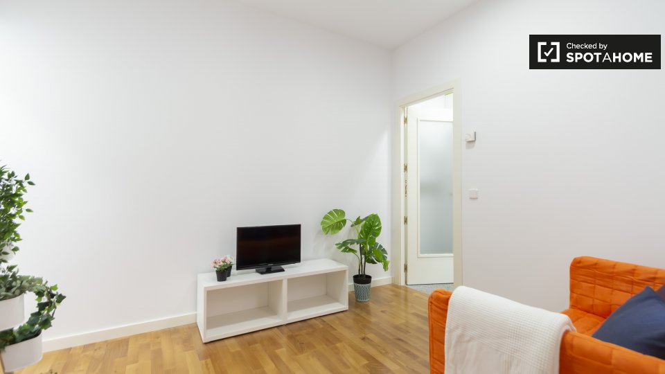 Apartment Madrid, 1 bed, 38m² — photo 2