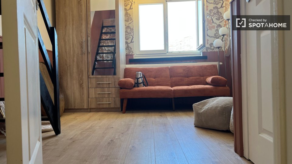 Double room Brussels, 7 beds — photo 15