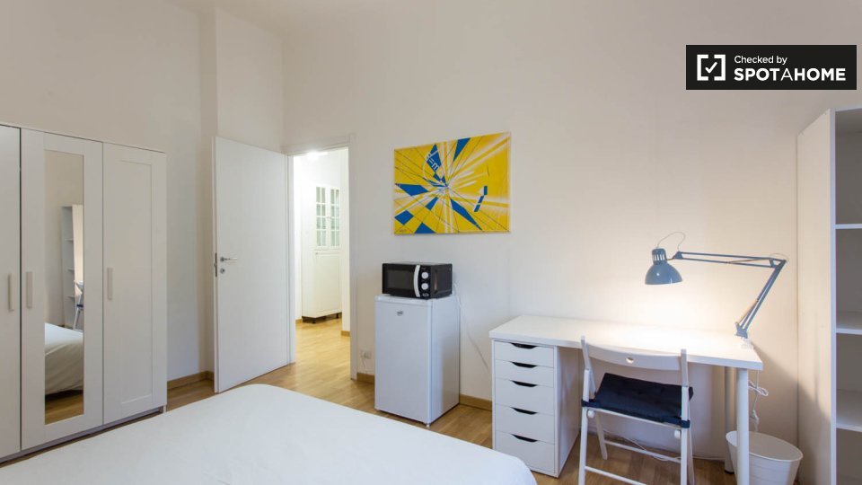 Double room Milan, 3 beds, 70m² — photo 4
